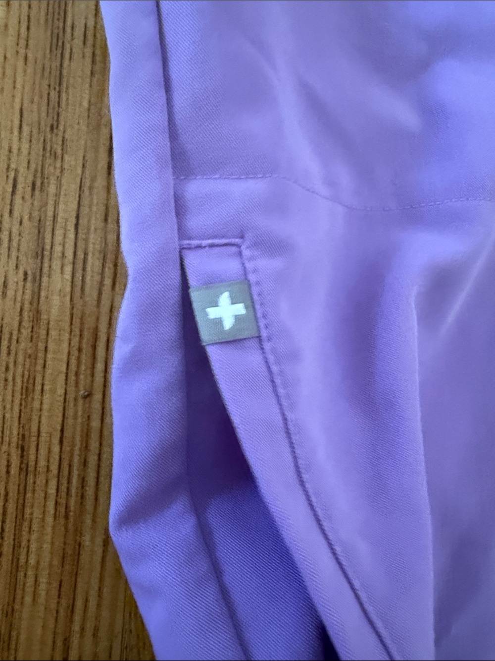 Figs Technical Collection Women's Lavender Jogger Top & Pants - Size L - Picture 9 of 14